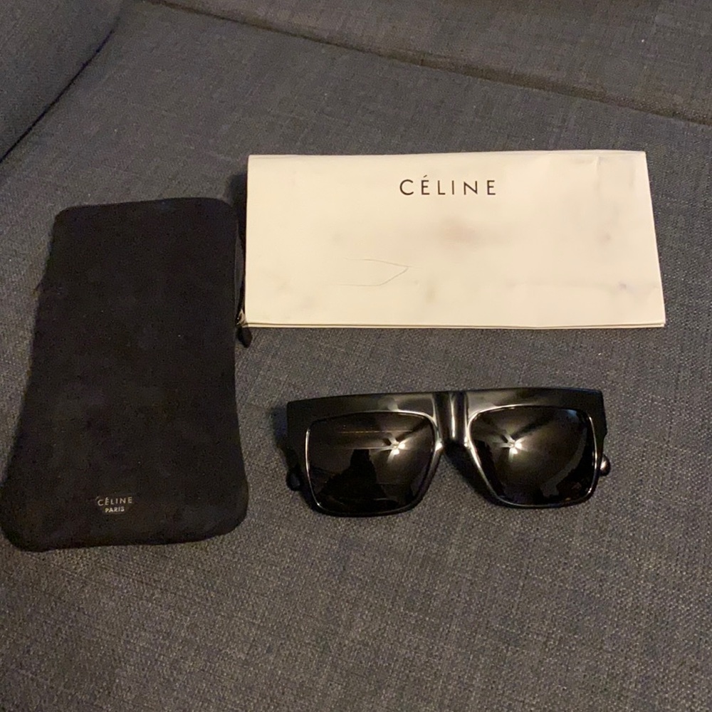 CÉLINE Sunglasses.